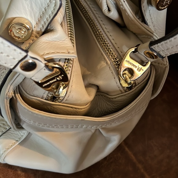 B. Makowsky Italian Full Leather Cream Calf Skin Hand Bag 10 Pockets - Picture 4 of 13